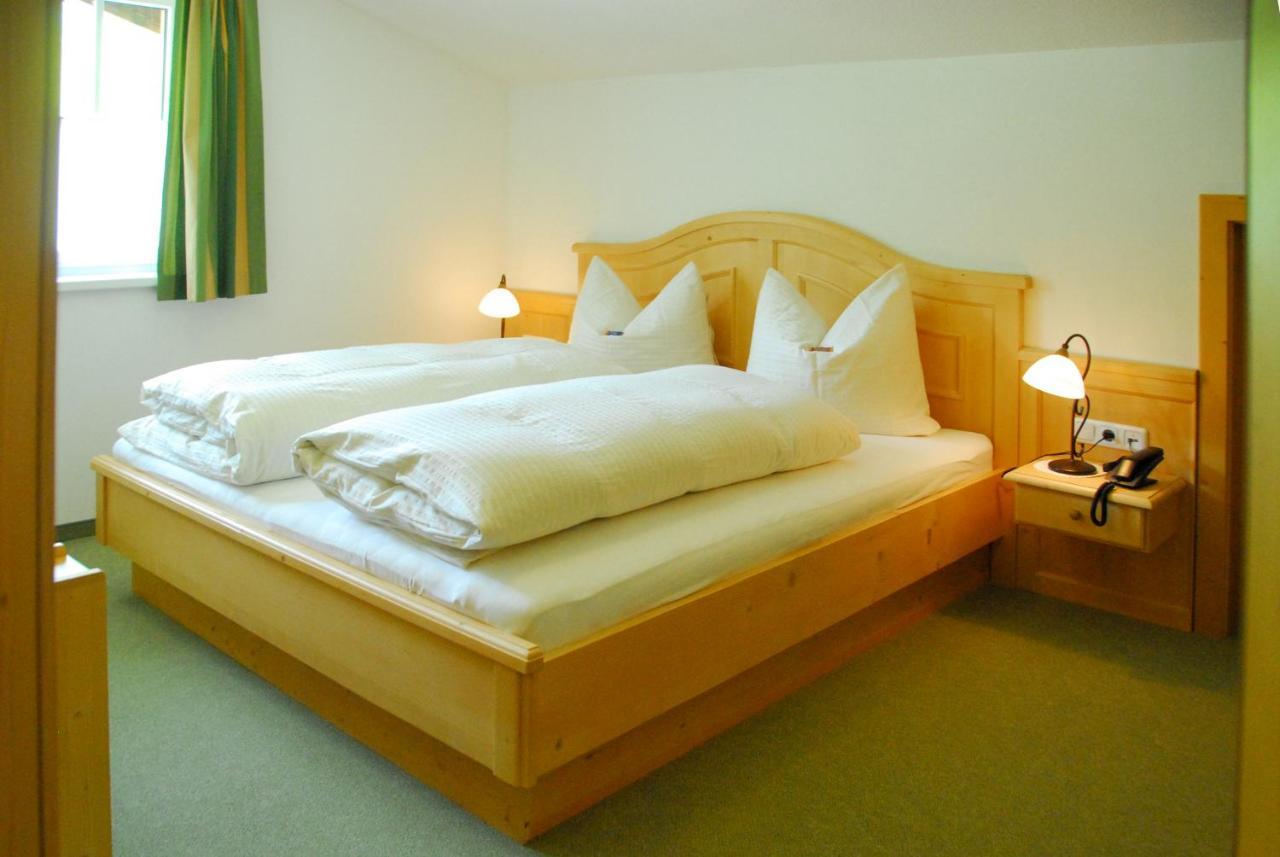 Landhaus Alpensonne Schattwald Esterno foto