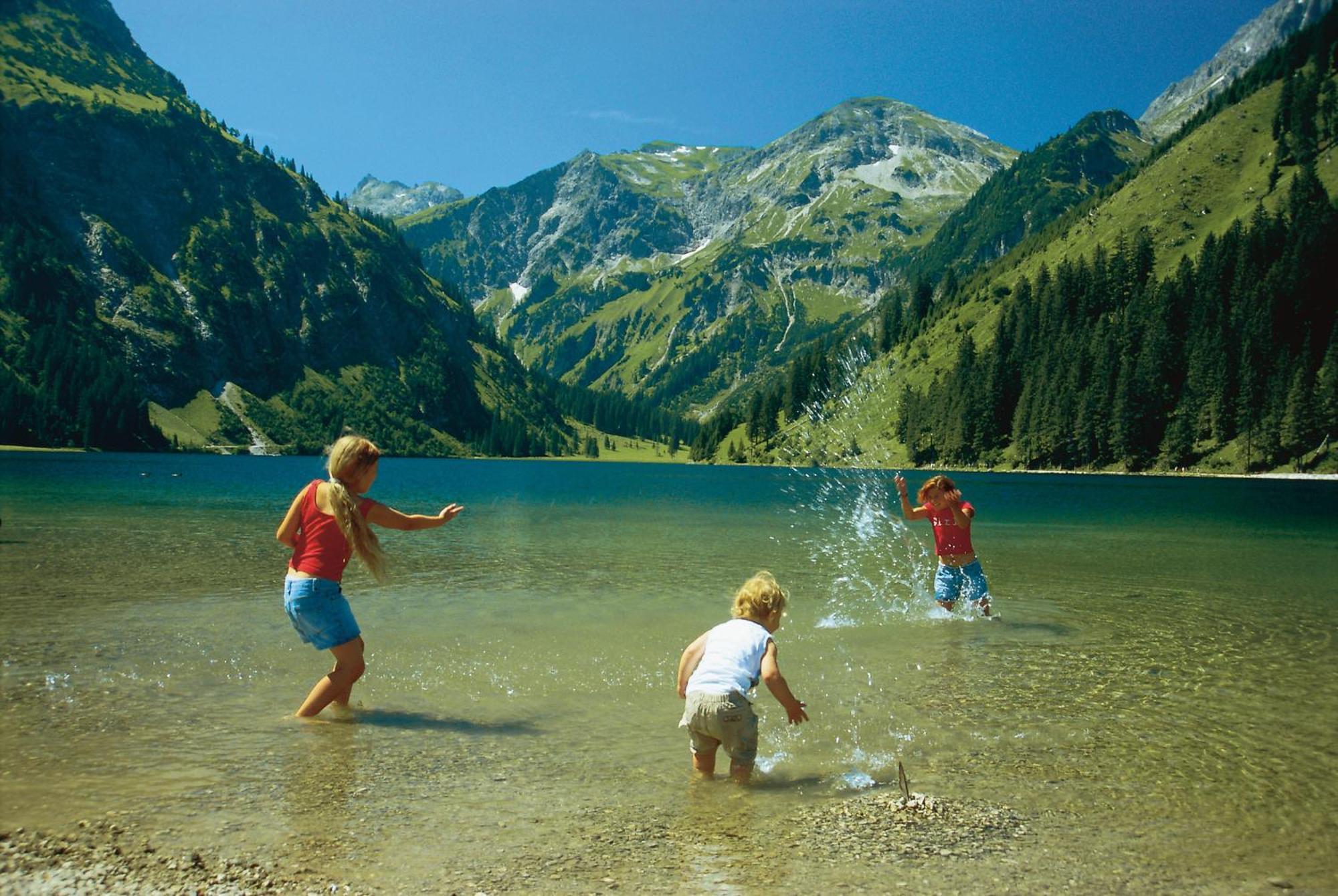 Landhaus Alpensonne Schattwald Esterno foto